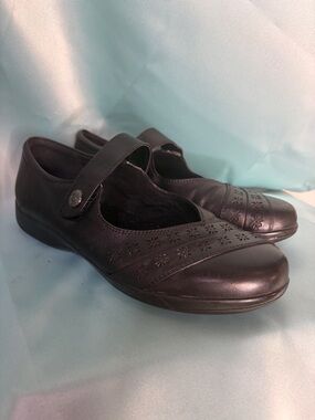 Bjorndal Black Leather Mary Jane Comfort Flats EUC | Cushioned Work Shoe | Sz 9